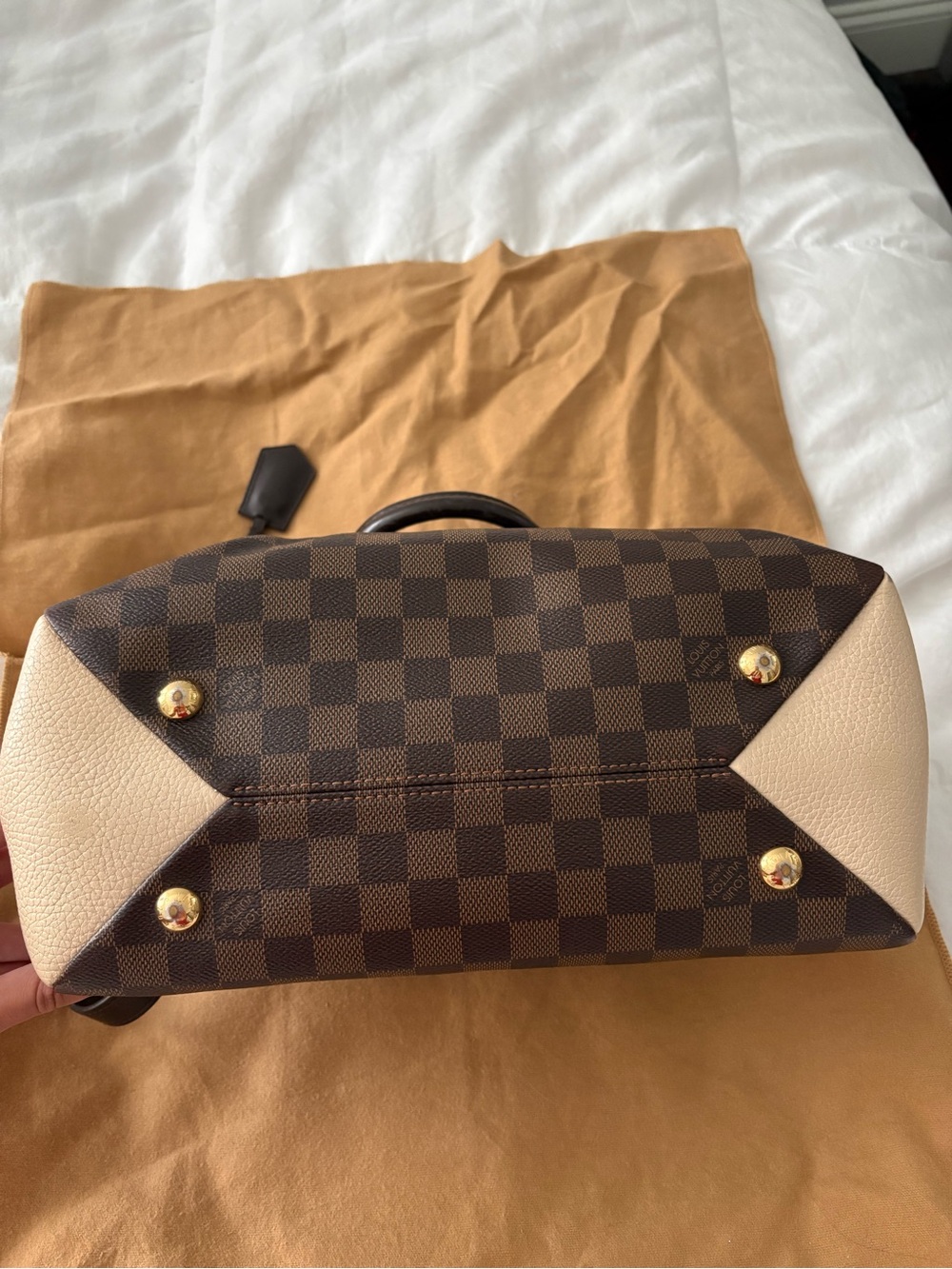 Authentic Louis Vuitton Brown Damier Canvas Bag with Gold Hardware - Picture 8 of 16